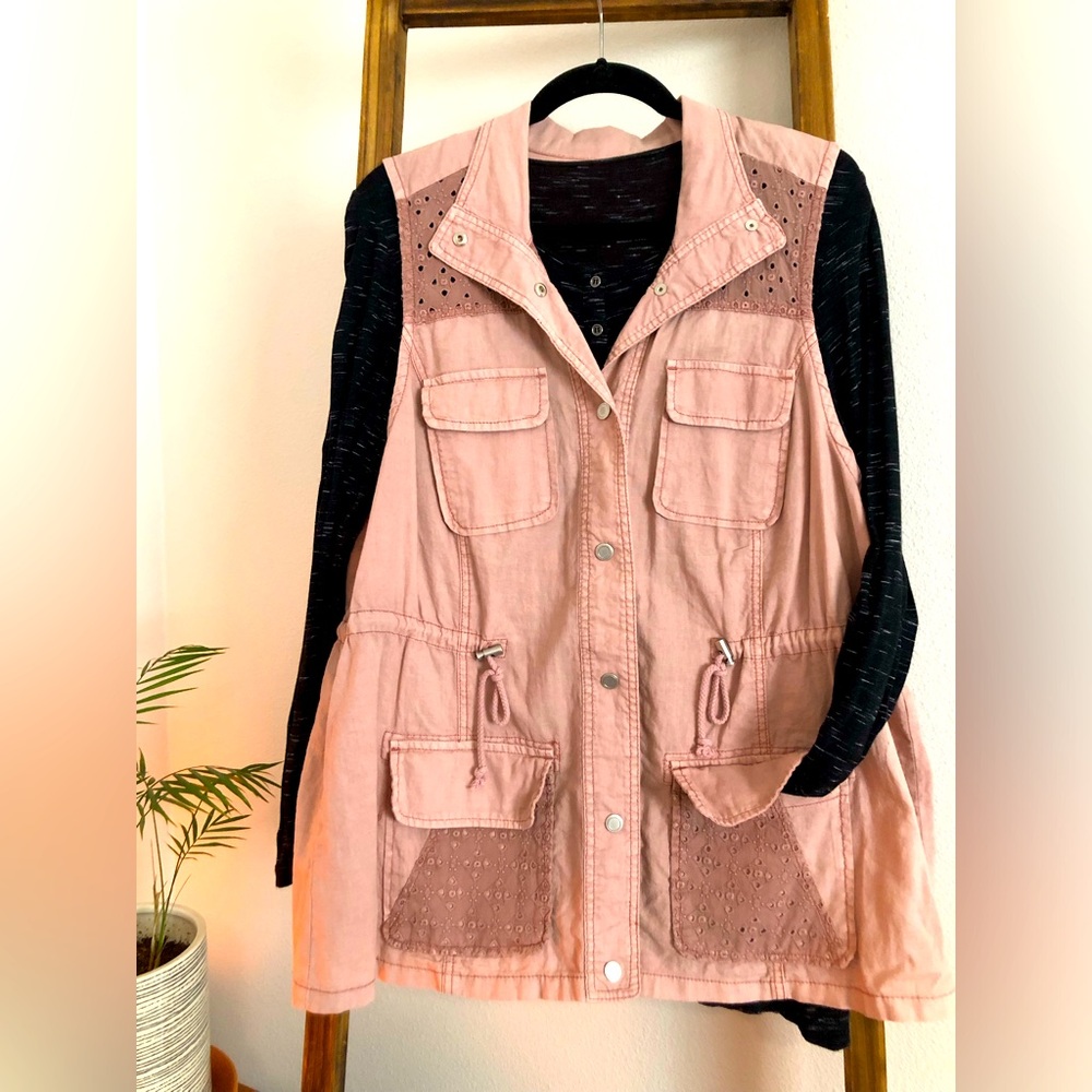 Pink vest with drawstring waist and embroidery design